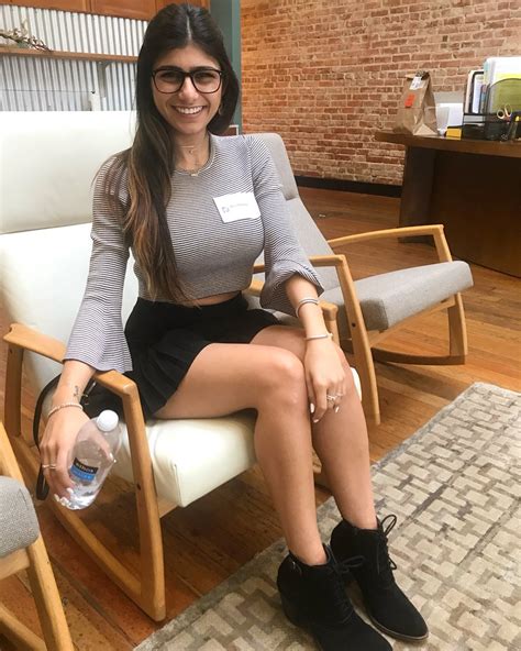 mia khalifa boobs photos|Mia Khalifa Nude XXX Pics